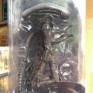 neca-aliens-s06-xenomorph-000