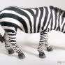 Schleich-14609-Zebra-Grazing-001