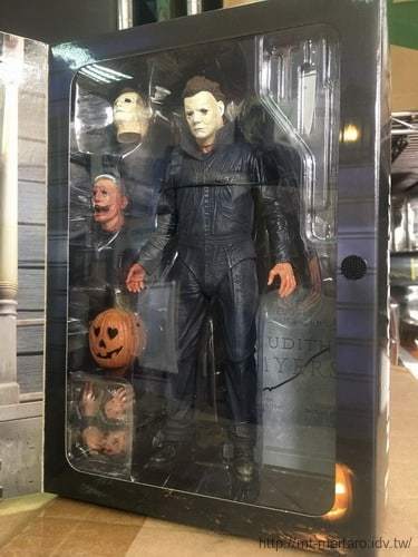 neca-halloween-2018-ultimate-michael-myers-000