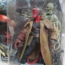 mezco-hellboy-01-hellboy-000