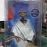 neca-et-galactic-friend-et-000