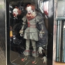 neca-it-pennywise-ultimate-bloody-000