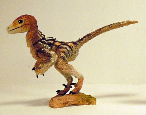 beasts-of-the-mesozoic-raptor-nestling-3-pack-amber-color-001