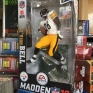 nfl-madden-18-s02-leveon-bell-000