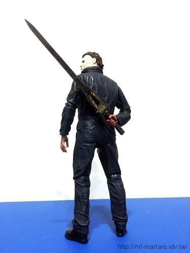 michael-myers-and-peerless-sword-002