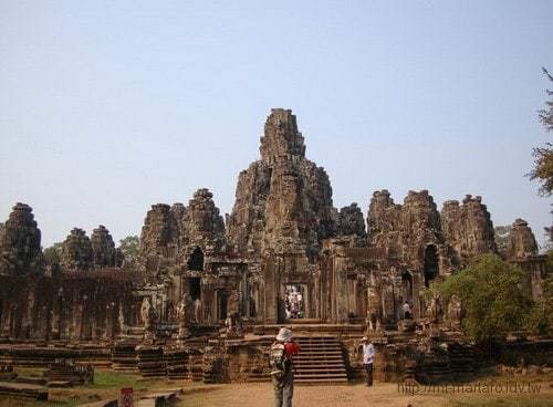Travels-Angkor-Wat-052