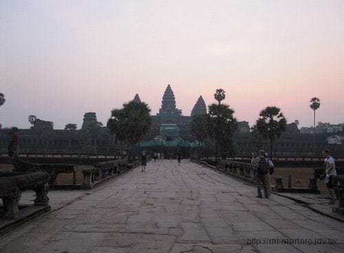 Travels-Angkor-Wat-071