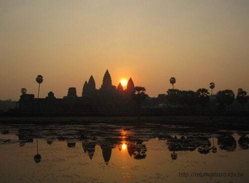 Travels-Angkor-Wat-076