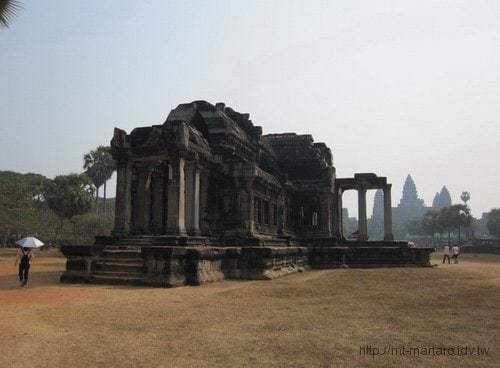 Travels-Angkor-Wat-082
