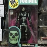 mcfarlane-fortnite-skull-trooper-green-glow-000